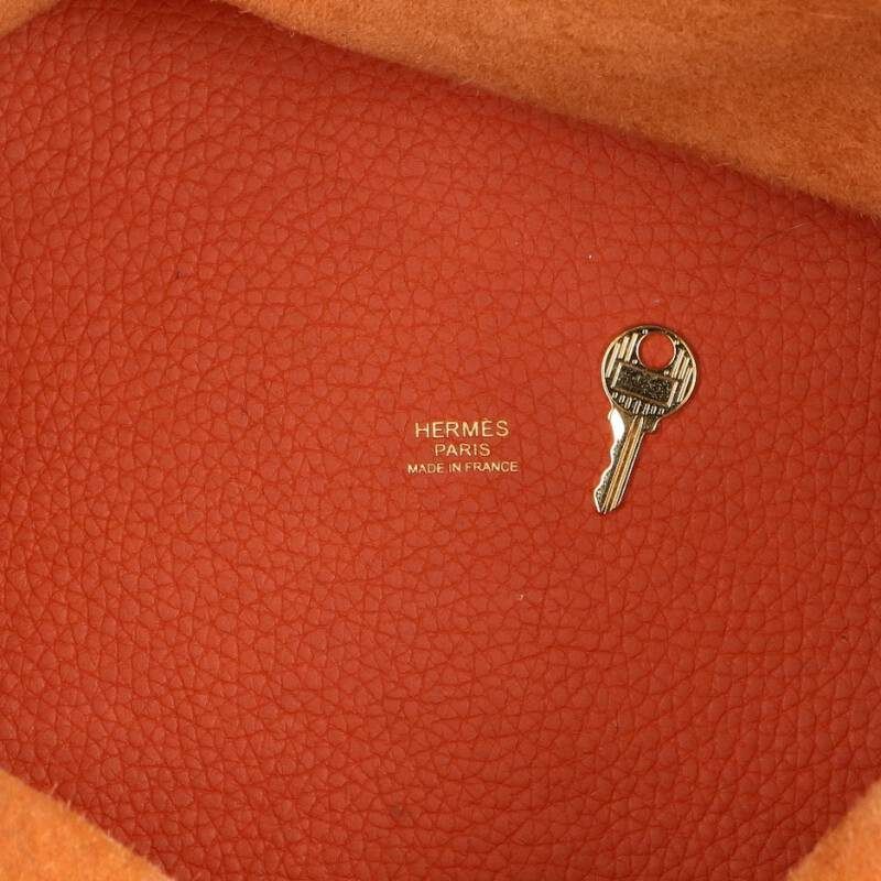 Hermes Picotin MM Taurillon Clemence Leather Handbag MM — view 3