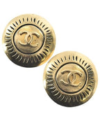Chanel Earrings Gold
