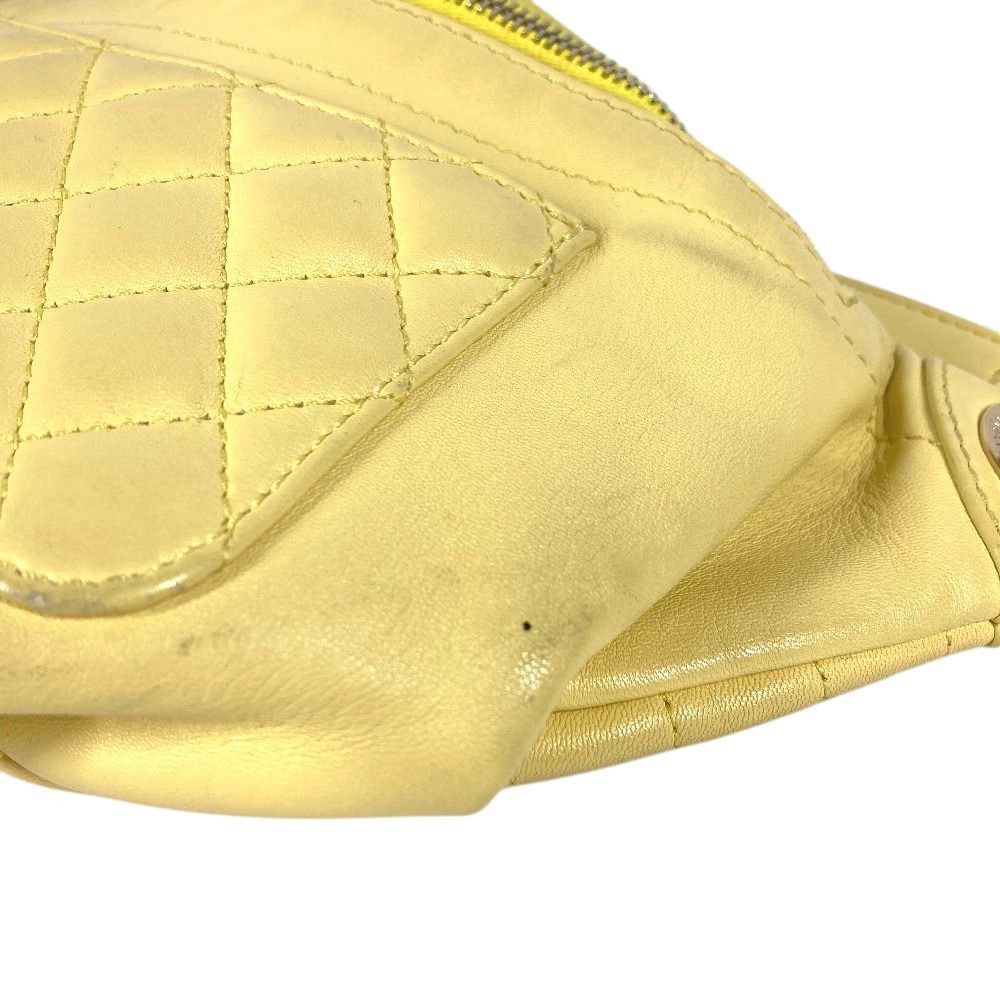 Chanel Belt Bag CC Logo Leather Yellow — view 5