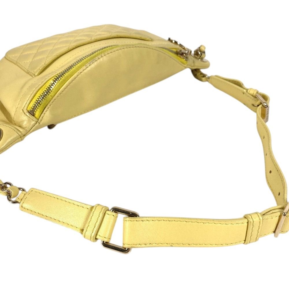 Chanel Belt Bag CC Logo Leather Yellow — view 6