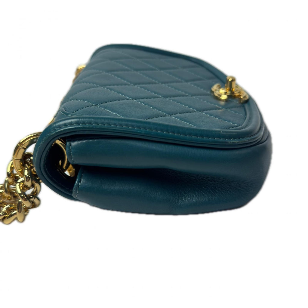 Chanel Quilted Chain Shoulder Bag — view 5