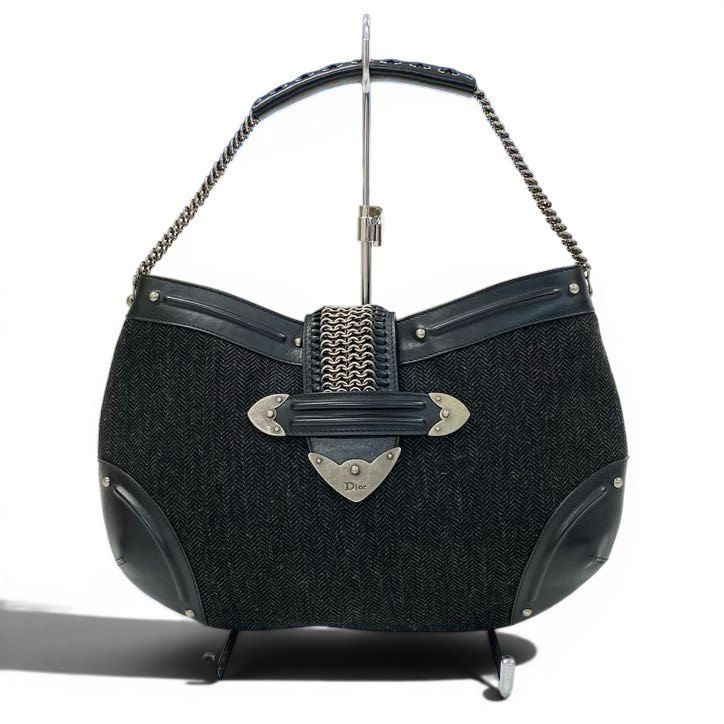Dior E4 Galliano Era Chain Mail One Handle Bag John Chainmail Detail Bag Black — view 2
