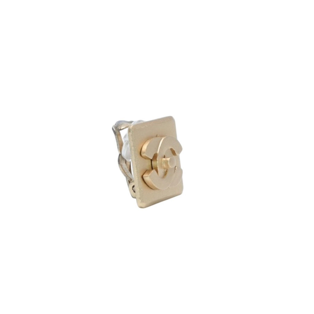 Chanel Earrings Logo Turnlock Square CC Gold Clip on CC — view 3