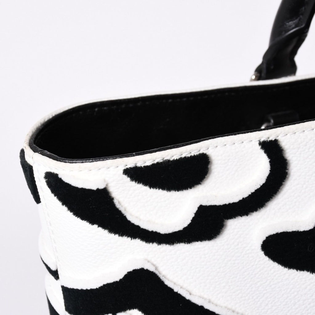 Louis Vuitton LV Xuf Cabas Tufted Monogram Tote Bag Black White — view 7