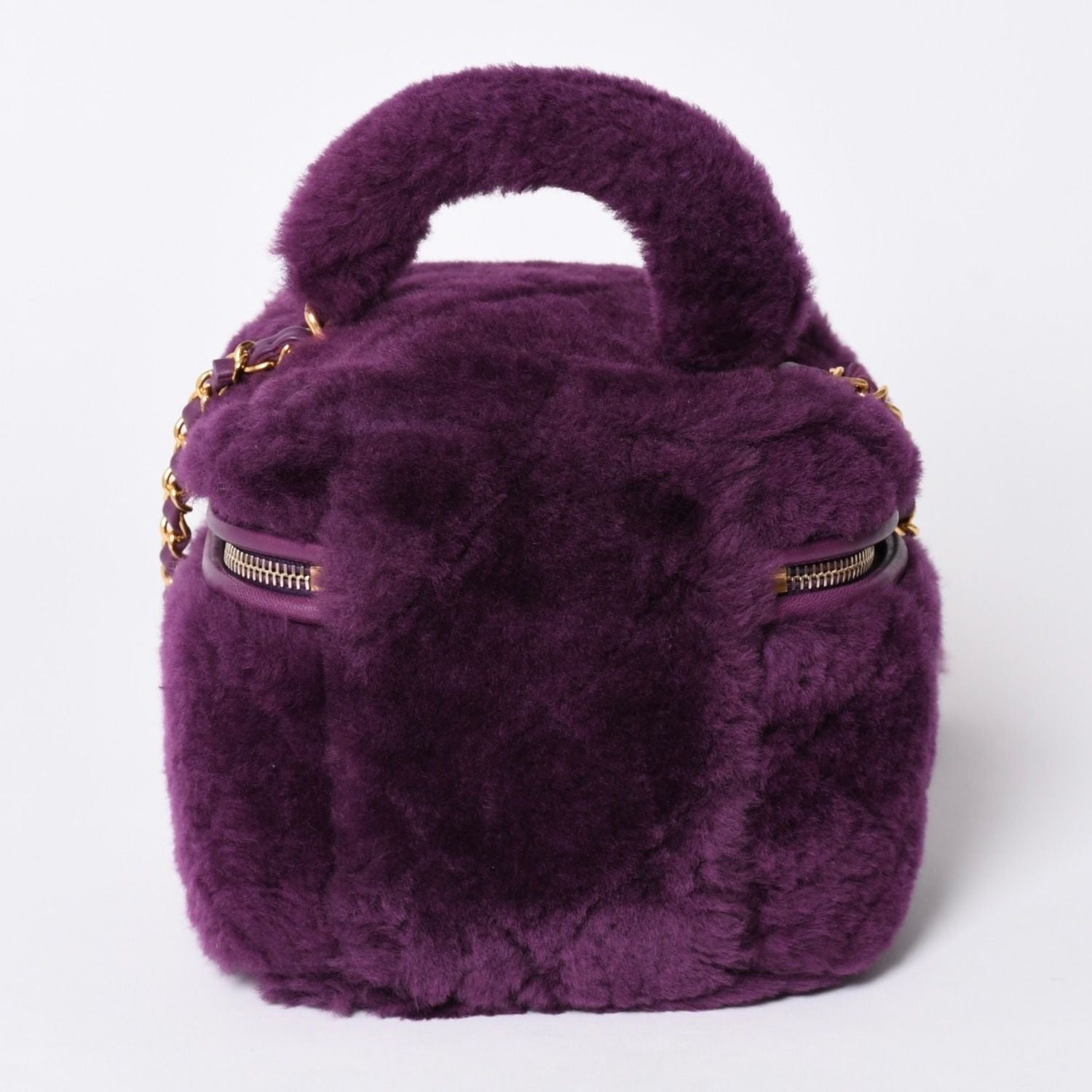 Chanel CC Logo Vanity 2-Way Shoulder Bag Shearling Purple Gold — view 3