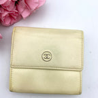 Chanel Wallet Trifold Lambskin White Coco Button Billfold Coin Card — view 2