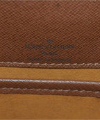 Louis Vuitton Shoulder Bag — view 6