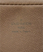Louis Vuitton Shoulder Bag — view 5