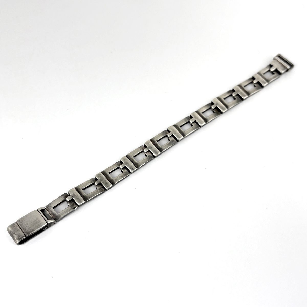 Gucci Logo Bracelet 925 Sterling Silver — view 2