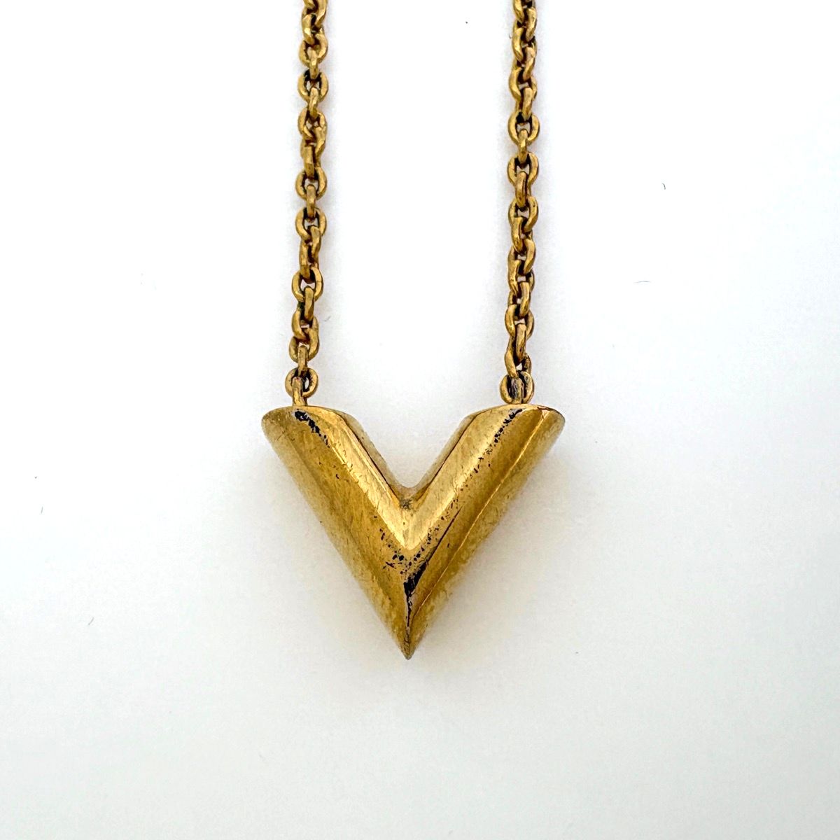 Louis Vuitton Essential Necklace Gold Plated — view 2