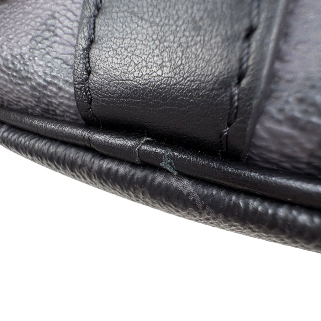 Louis Vuitton Keepall Bandouliere 25 2-Way Monogram Reverse Tote Eclipse Noir — view 6