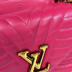 Louis Vuitton New Wave Chain MM 2-Way Shoulder Bag Leather Freesia — view 5