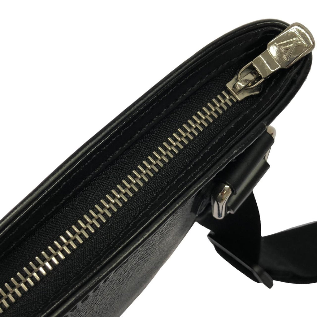 Louis Vuitton Damier Graphite Thomas Shoulder Bag — view 4