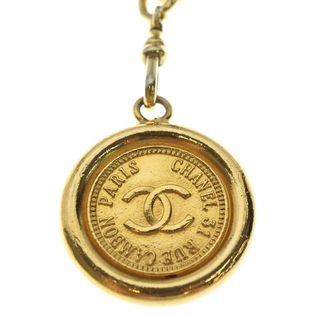 Chanel Cambon CC Logo Plate Leather Chain Belt Gold — view 5