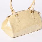 Louis Vuitton Sherwood PM Vernis Line Handbag Ivory Gold — view 3