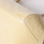 Louis Vuitton Sherwood PM Vernis Line Handbag Ivory Gold — view 7