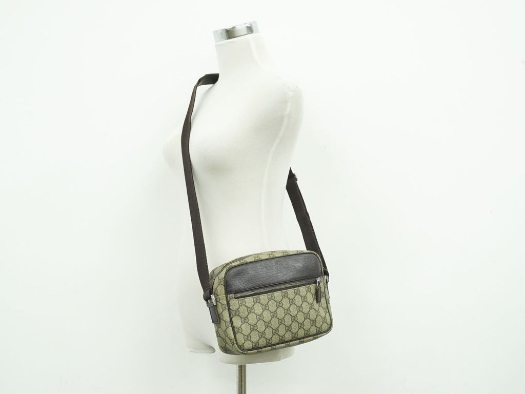 Gucci GG Supreme Shoulder Bag Pochette Beige — view 6
