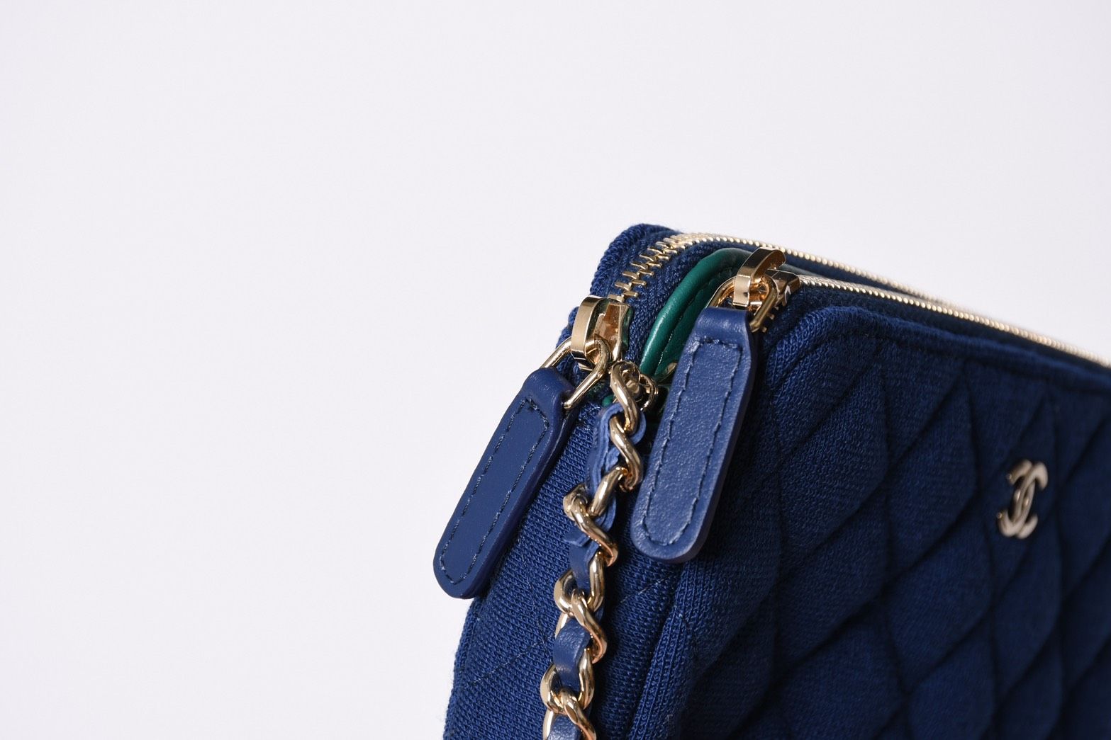 Chanel Chain Wallet Quilted CC Logo Navy Blue Gold Shoulder Bag — view 5