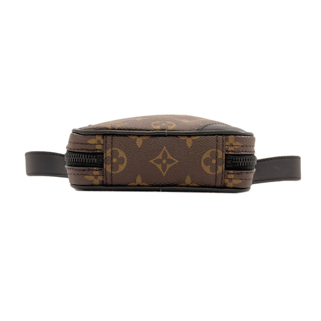 Louis Vuitton Utility Side Hip Waist Bag Monogram Canvas — view 4
