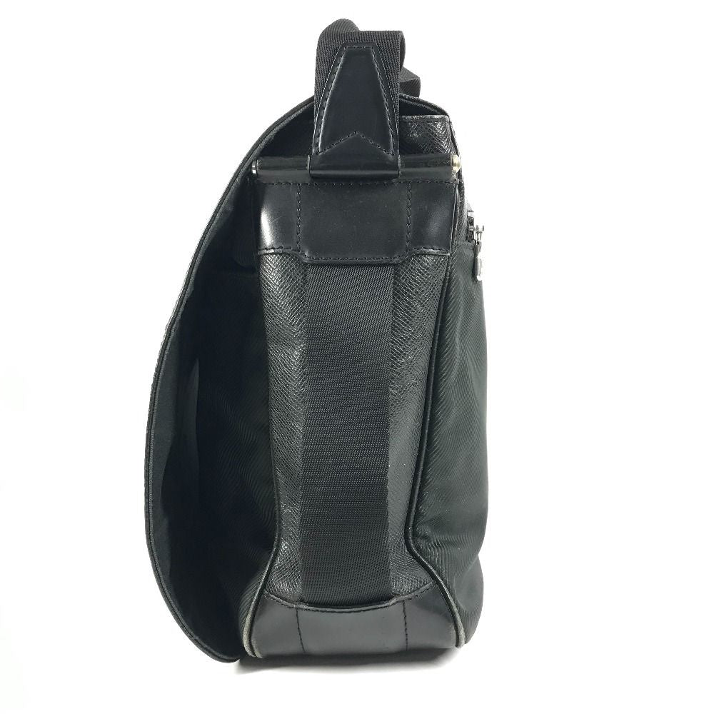 Louis Vuitton Shoulder Bag Victor Taiga Leather Noir Black — view 3