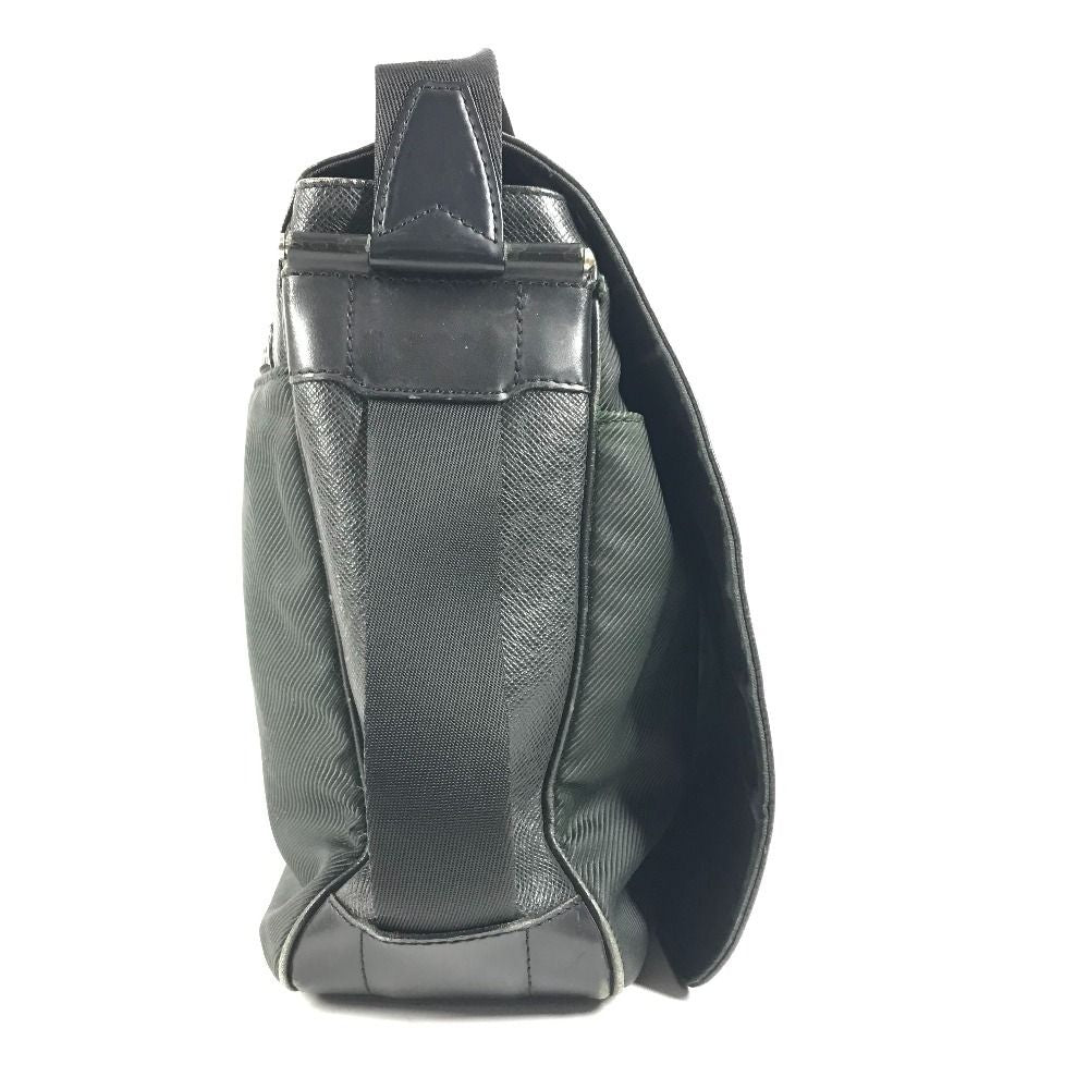 Louis Vuitton Shoulder Bag Victor Taiga Leather Noir Black — view 4