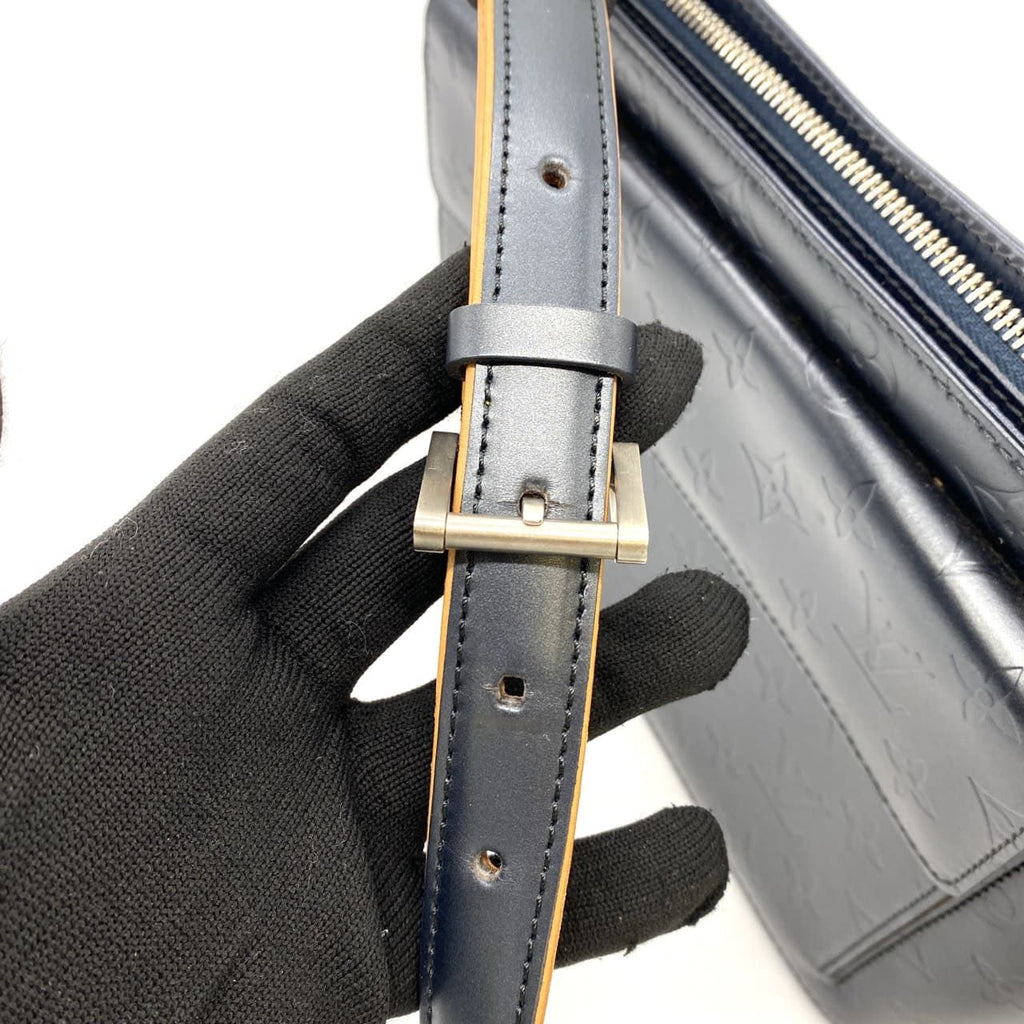 Louis Vuitton Alston Shoulder Bag Monogram Matte — view 8