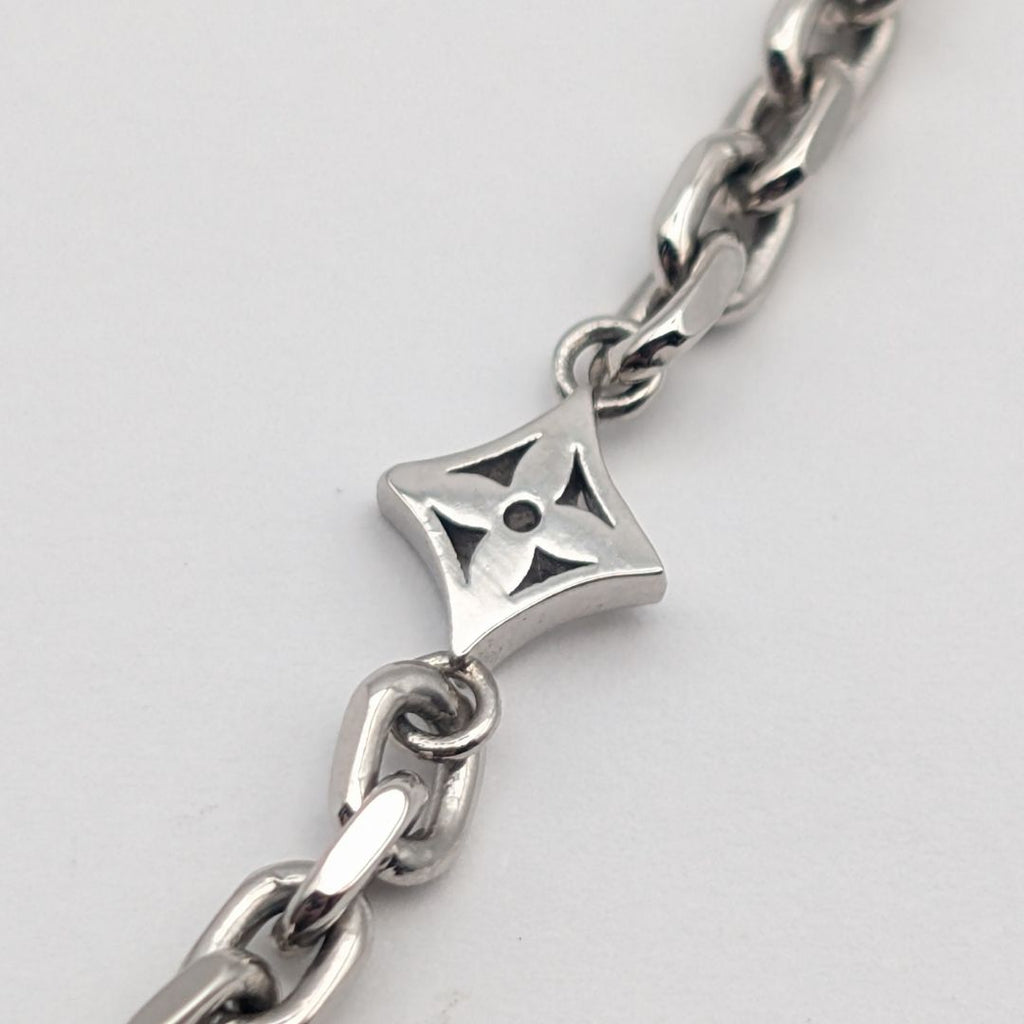 Louis Vuitton Chain VL Yours Necklace Silver — view 4