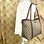 Gucci GG Supreme Tote Business Beige — view 2