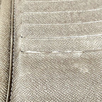 Louis Vuitton Portefeuille Brazza Glacier Taiga Bifold Wallet Leather — view 8