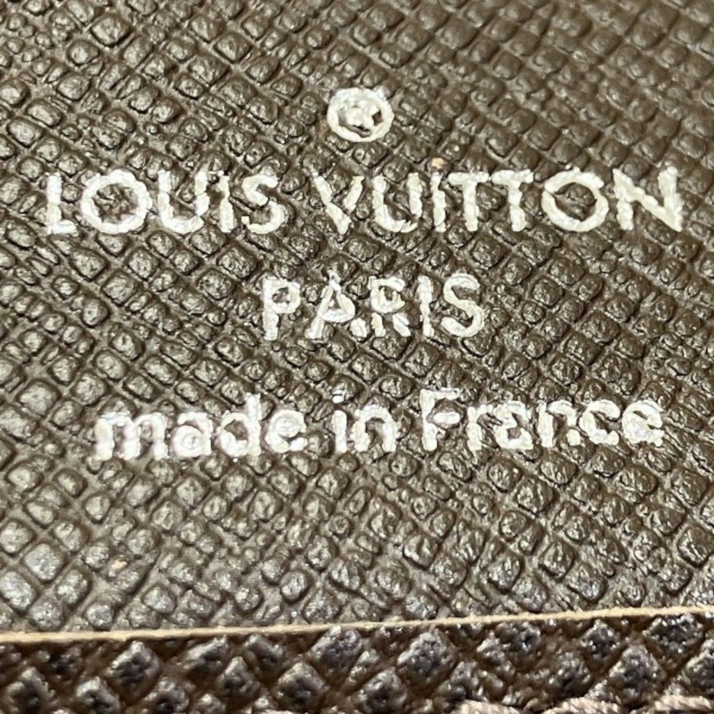 Louis Vuitton Portefeuille Brazza Glacier Taiga Bifold Wallet Leather — view 4