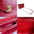 Chanel Shoulder Bag Red — view 9