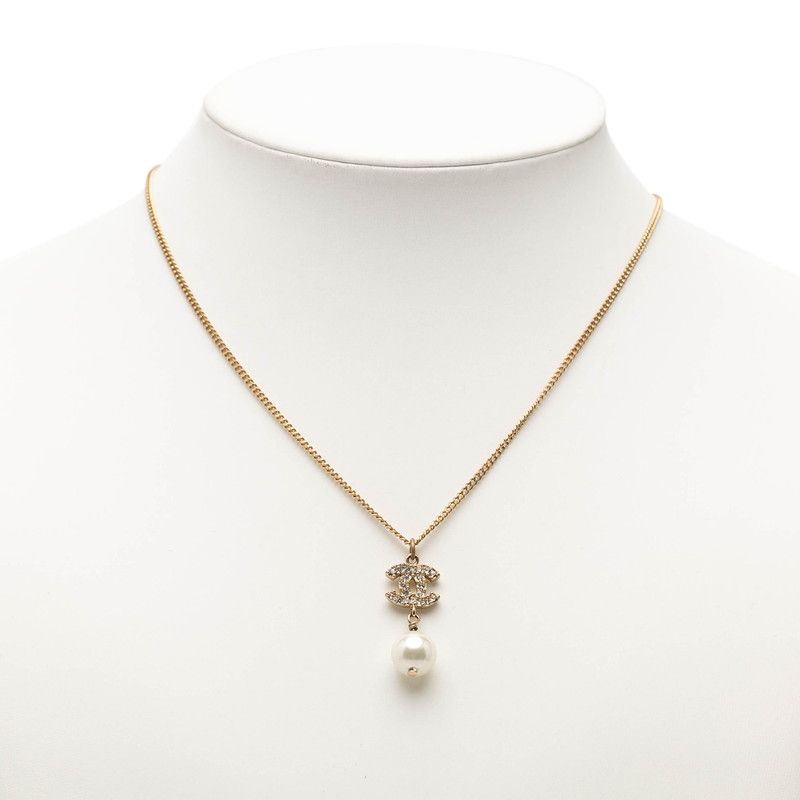 Chanel CC Logo Necklace Gold Plated Rhinestone Faux Pearl — view 7