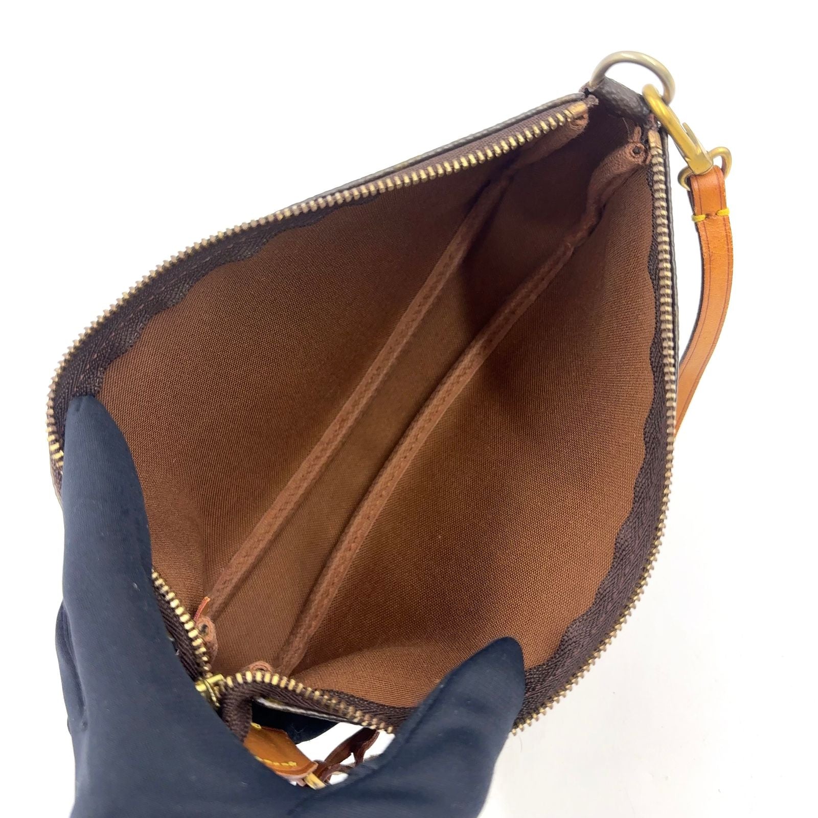 Louis Vuitton Pochette Monogram Leather Brown Handbag Gold — view 3