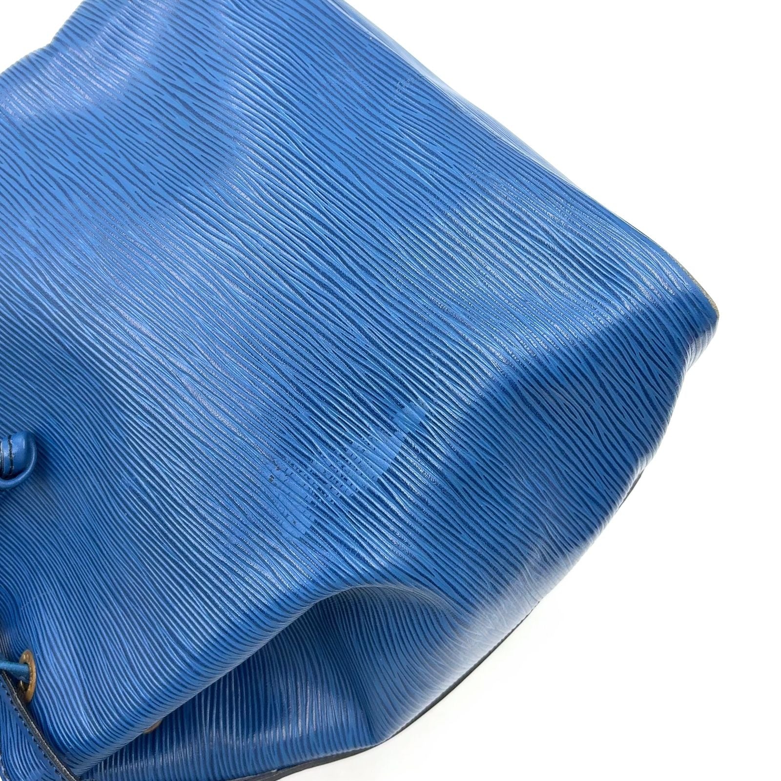 Louis Vuitton Petit Noe Epi Toledo Blue Leather Shoulder Bag Gold — view 6