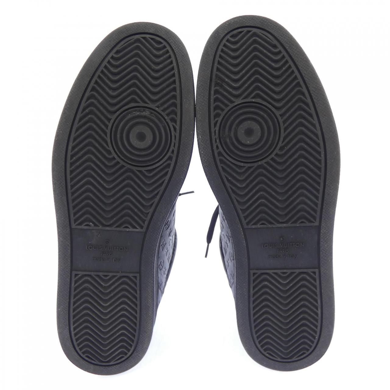 Louis Vuitton Rivoli Line Sneakers — view 4