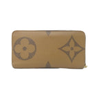 Louis Vuitton Monogram Giant Zippy Wallet — view 2