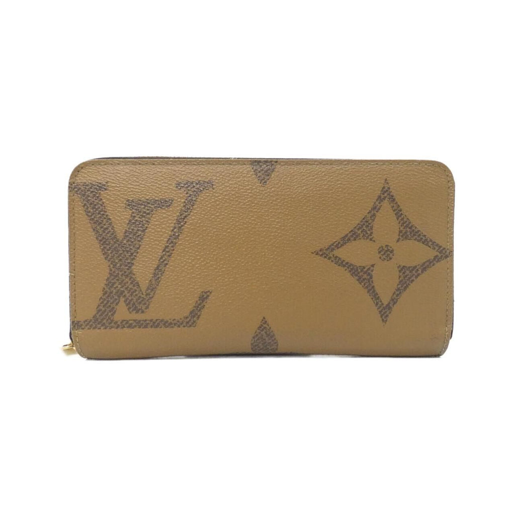 Louis Vuitton Monogram Giant Zippy Wallet