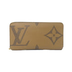 Louis Vuitton Monogram Giant Zippy Wallet
