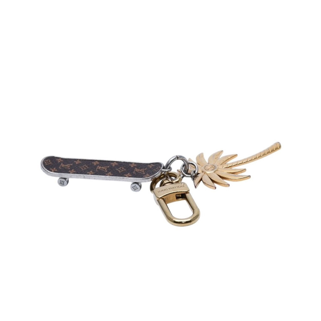 Louis Vuitton Bijou Sac Cali Skating Key Holder Bag Charm — view 5