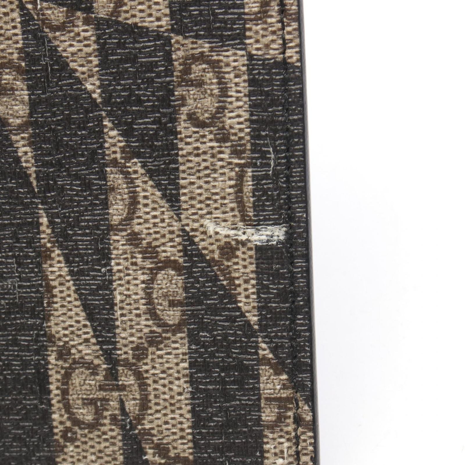 Gucci Clutch GG Carre Brown Black Beige — view 7