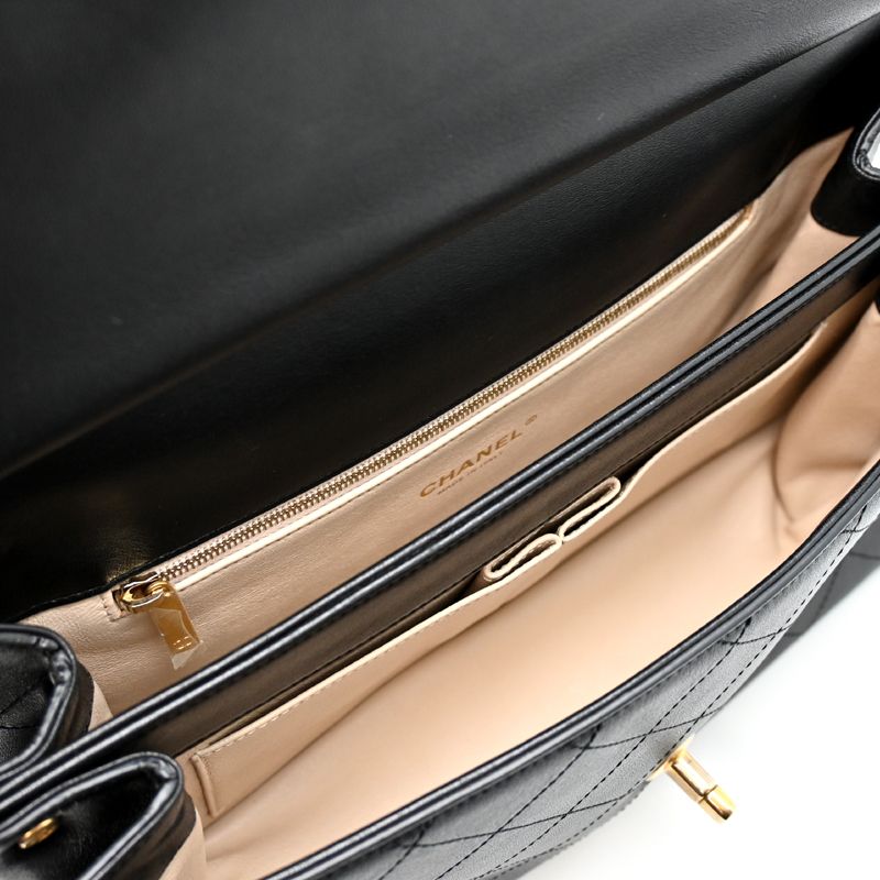 Chanel Shoulder Bag Black — view 6