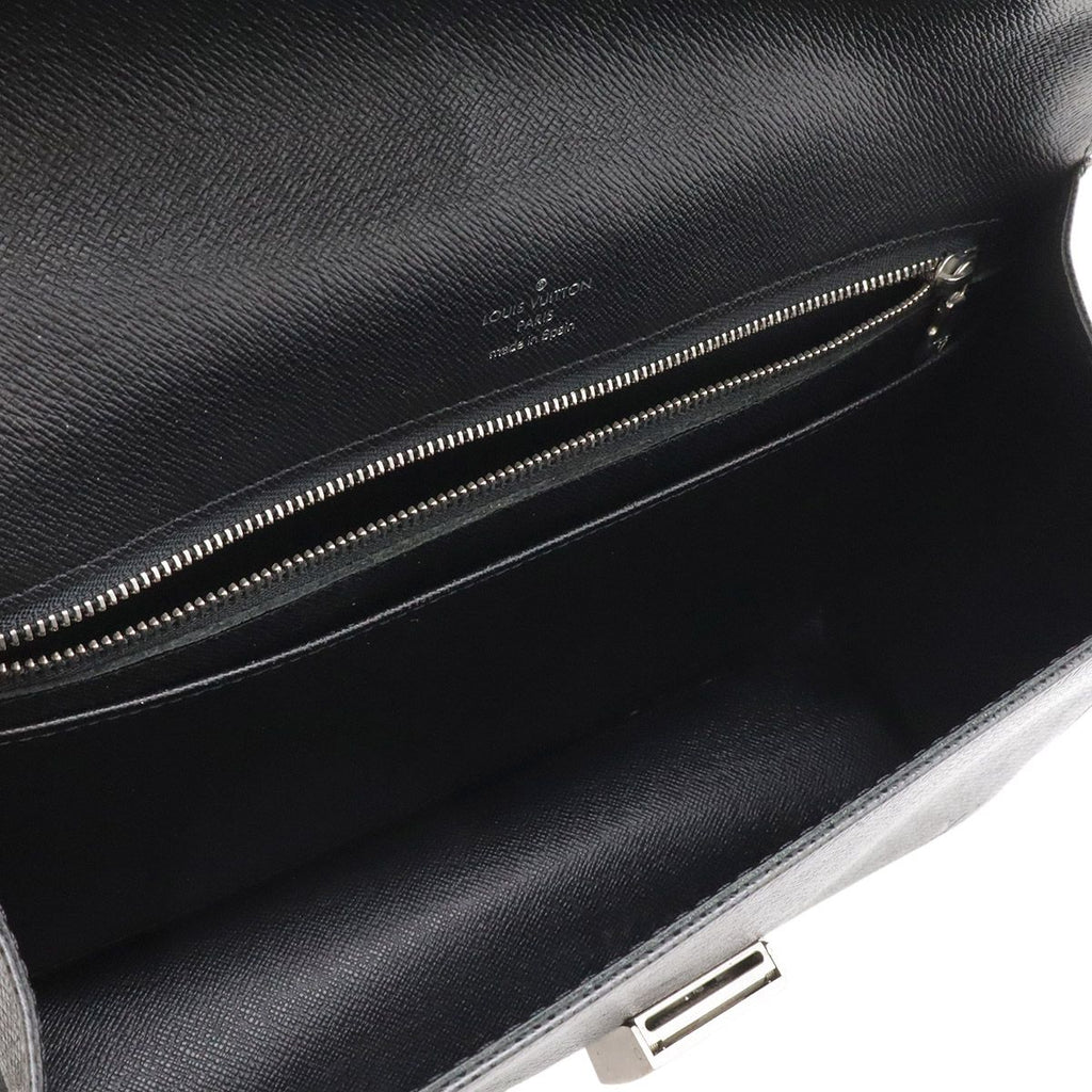 Louis Vuitton Taiga Selenga Clutch Leather Ardoise Black — view 6