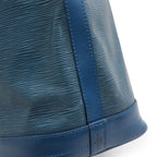 Louis Vuitton Epi Noe Drawstring Shoulder Bag Leather Toledo Blue — view 4