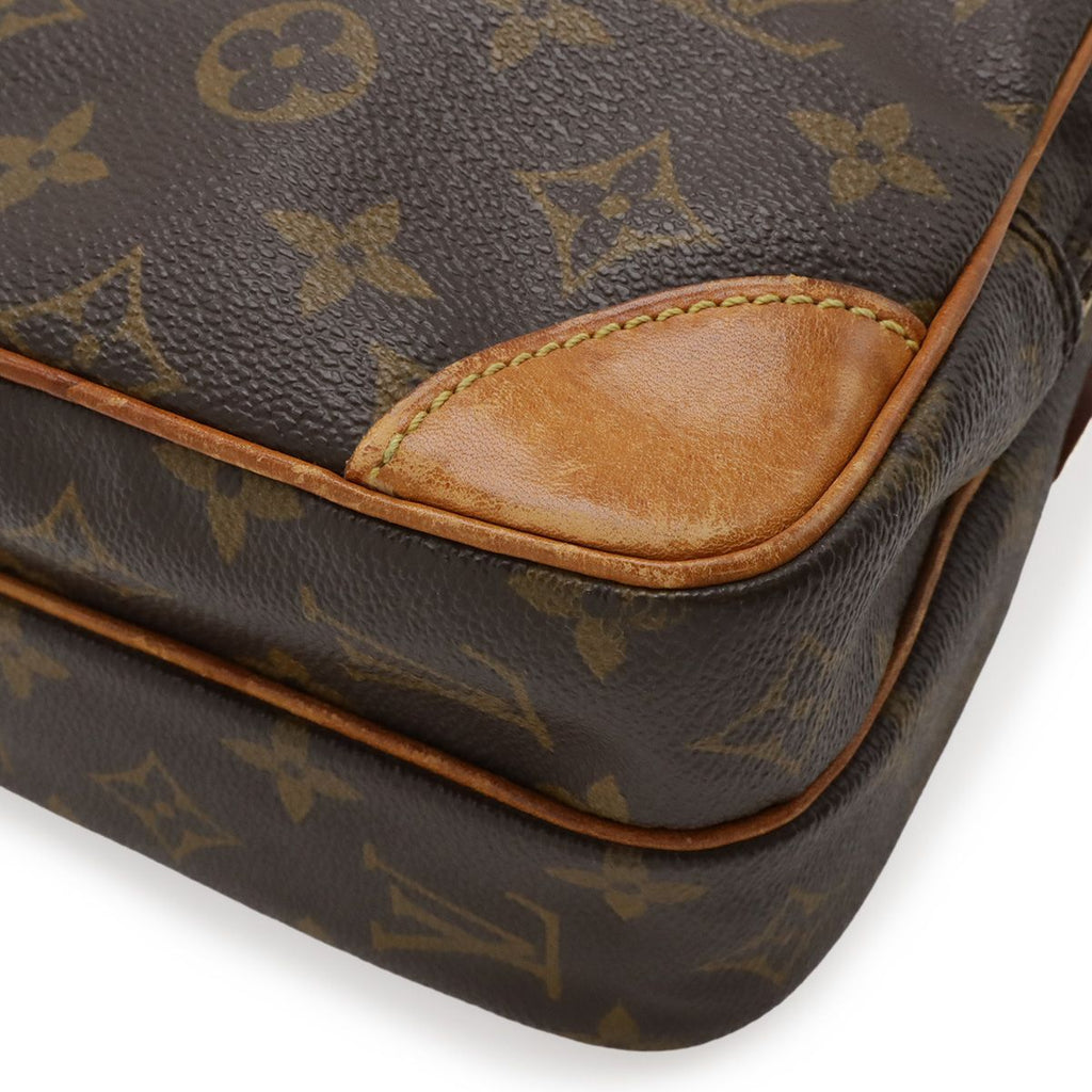 Louis Vuitton Monogram Amazon Shoulder Bag Pochette — view 3