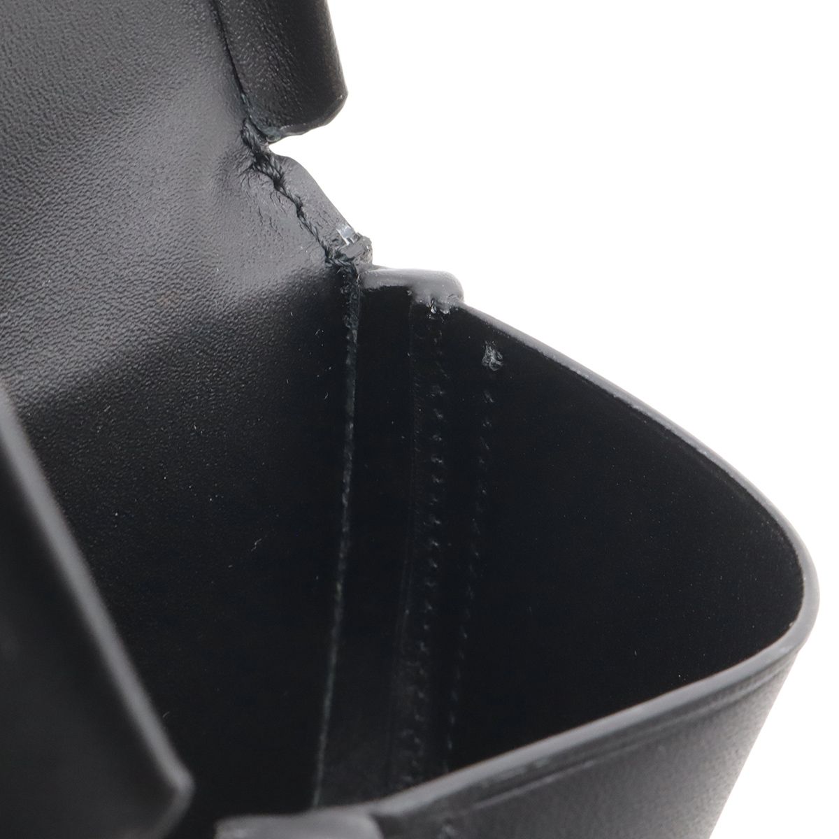 Loewe Anagram Heel Pouch Mini Shoulder Bag Pochette Calf Leather Black 109.54.15 — view 7