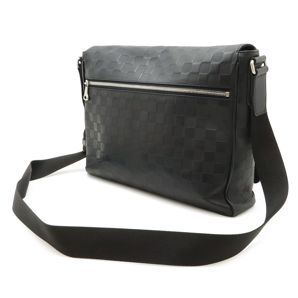 Louis Vuitton Damier Infini District MM Shoulder Bag Onyx Black — view 2