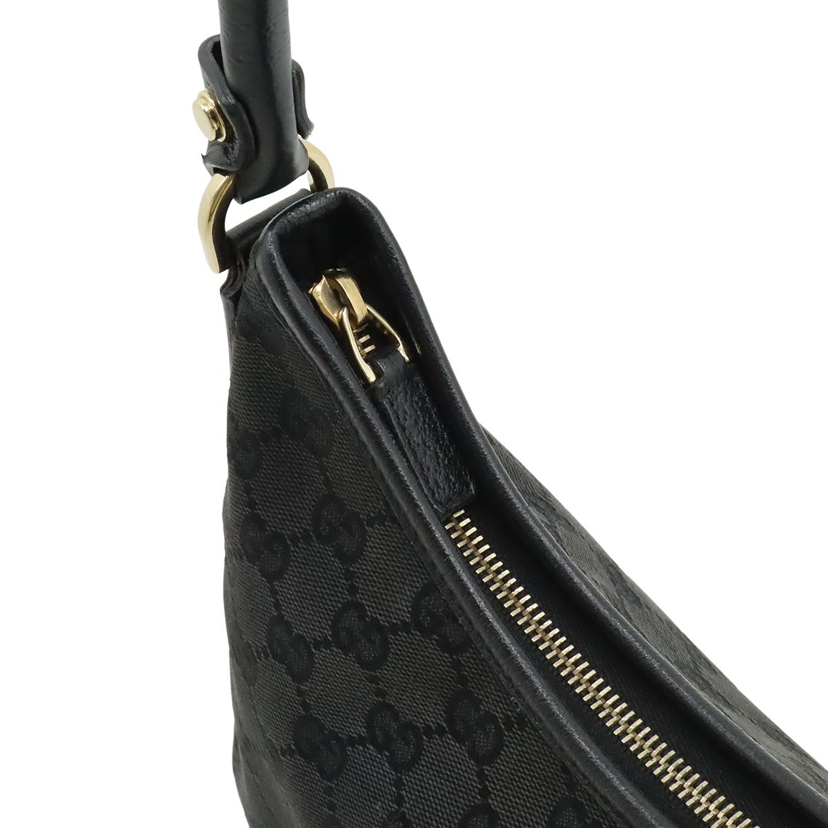 Gucci Abbey GG Canvas Shoulder Bag Leather Black Gold — view 5
