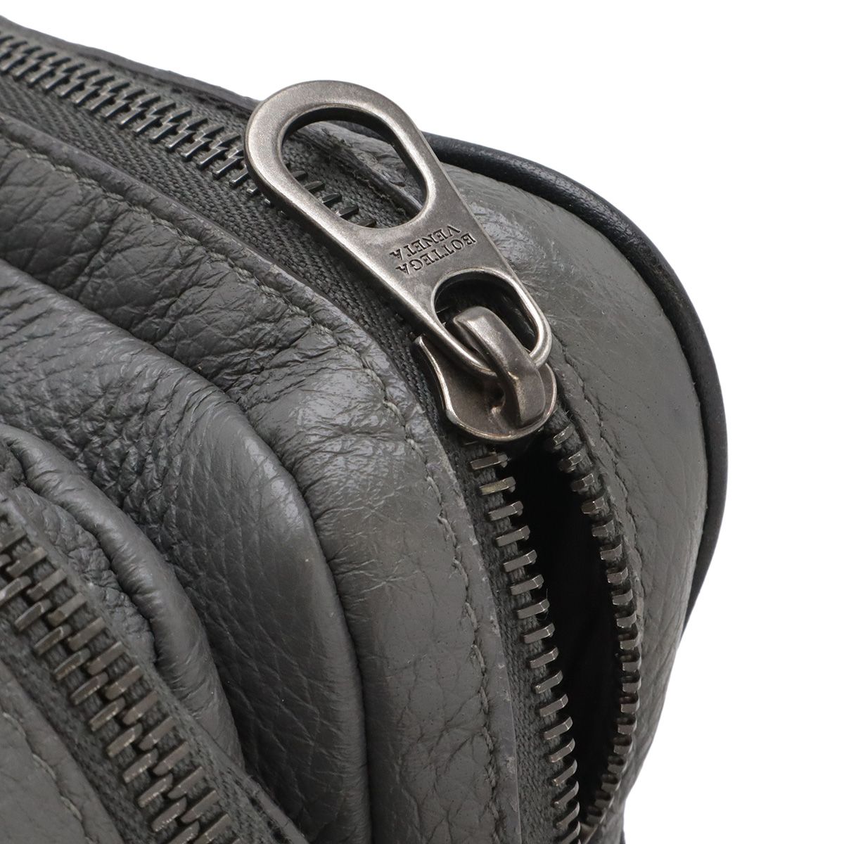 Bottega Veneta Intrecciato Shoulder Bag Black — view 4