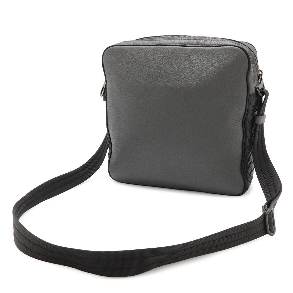 Bottega Veneta Intrecciato Shoulder Bag Black — view 2