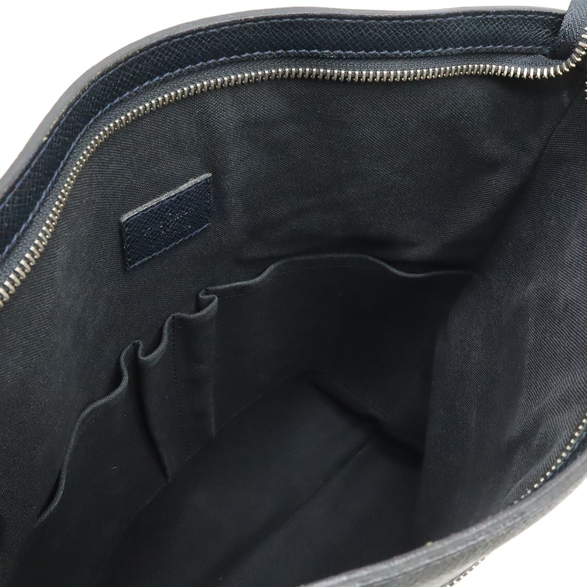 Louis Vuitton Taiga Sasha Shoulder Bag Crossbody Depth Bol Navy Silver — view 5